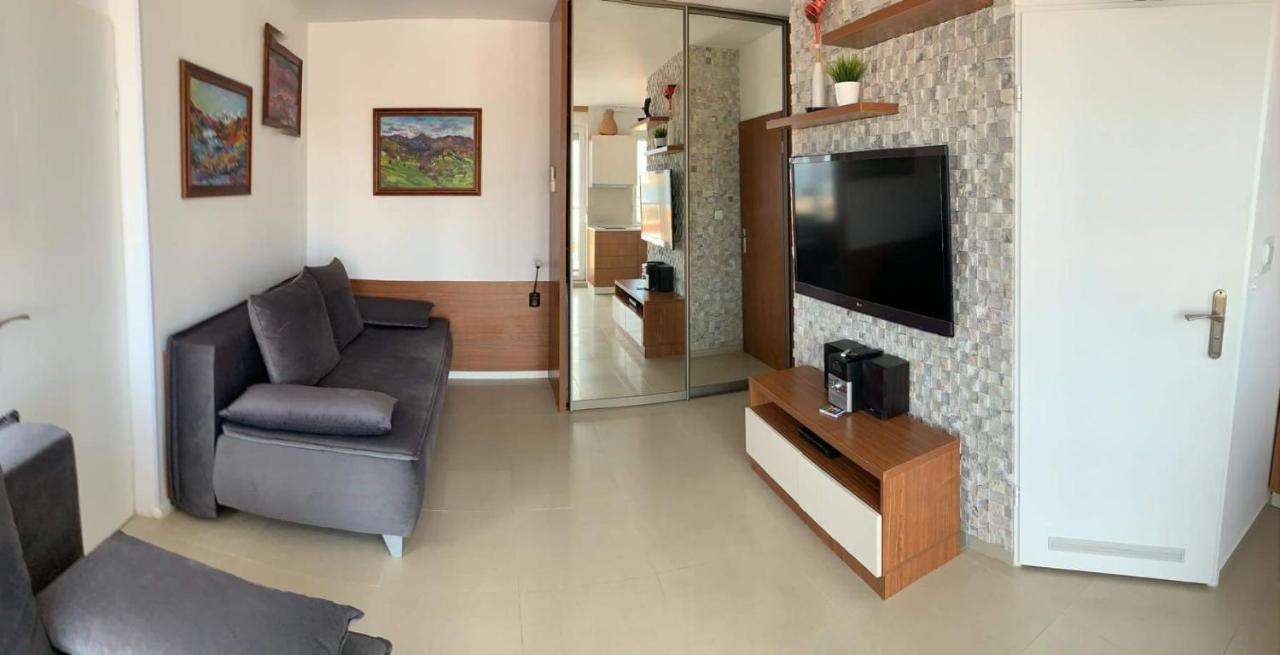 Ferienwohnung Golden View Przy Samym Morzu Plazy Primorsko Exterior foto