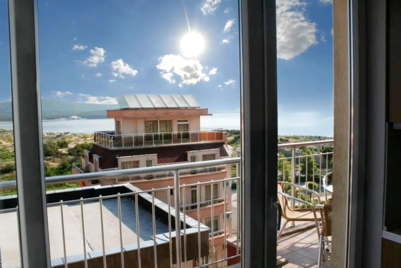 Ferienwohnung Golden View Przy Samym Morzu Plazy Primorsko Exterior foto